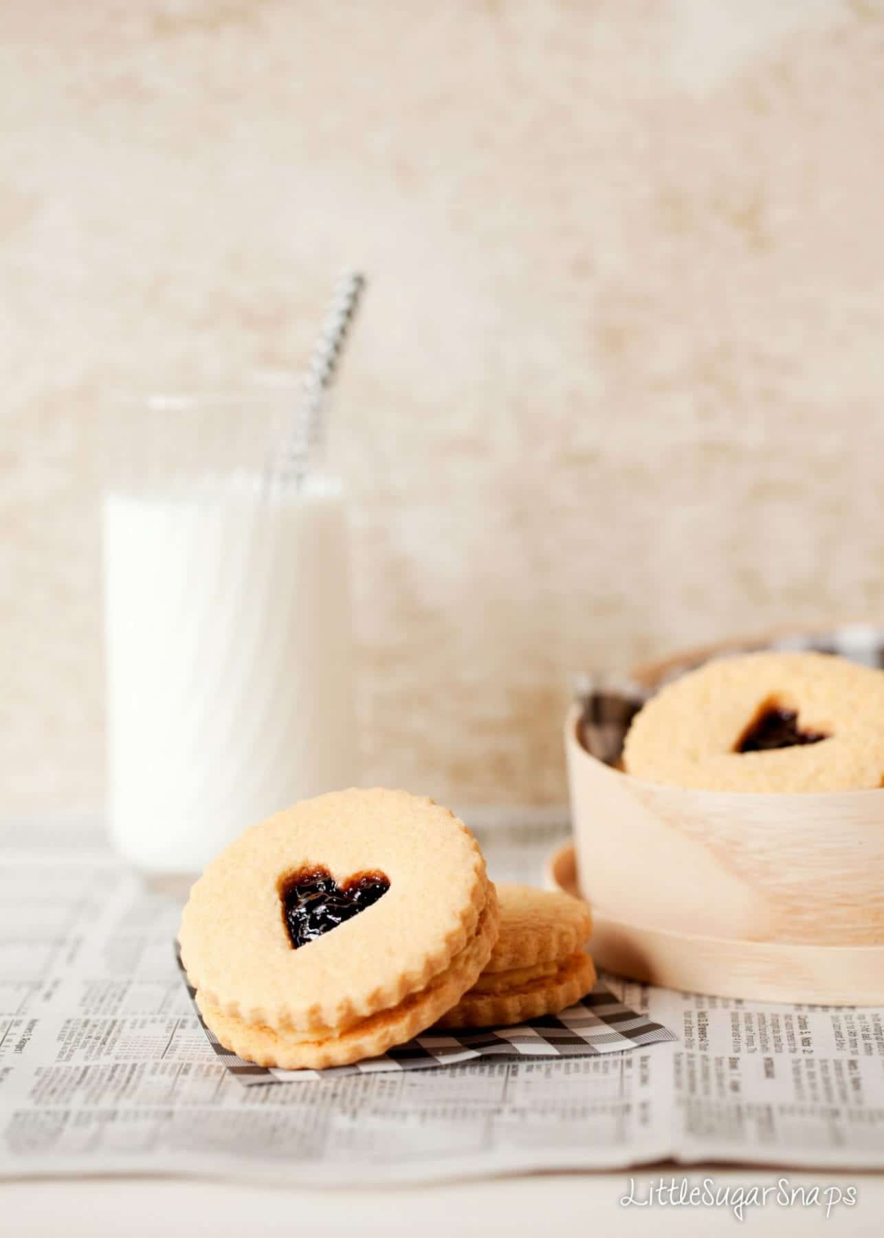 Custard Cream Biscuits Littlesugarsnaps