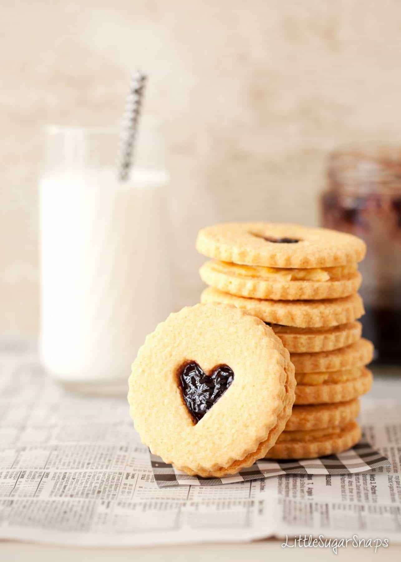 Custard Cream Biscuits Littlesugarsnaps