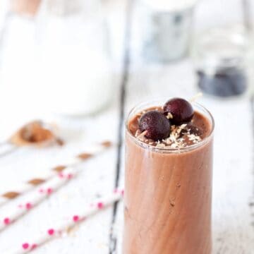 Skinny Chocolate Cherry Coconut Shake