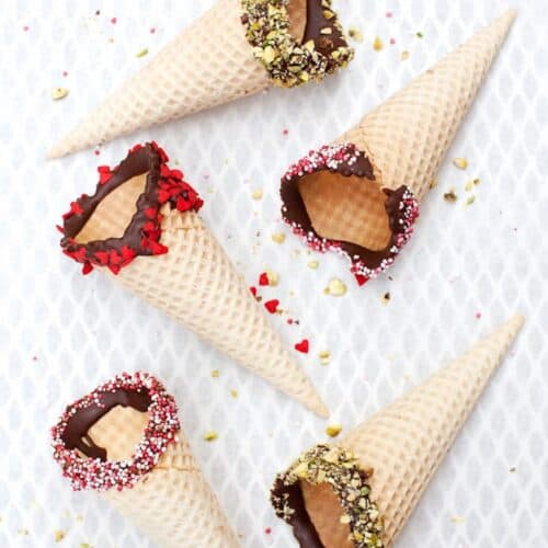 Ice cream cone dipped in chocolate discount