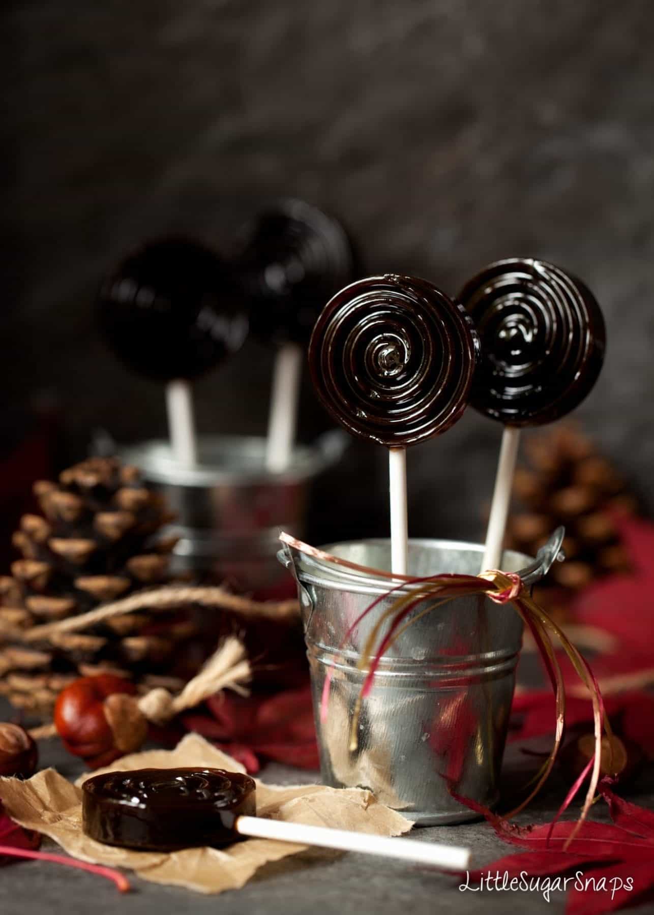 Bonfire Toffee (Treacle Toffee) lollipops