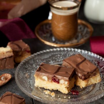 Fruit Nut Caramel Shortbread