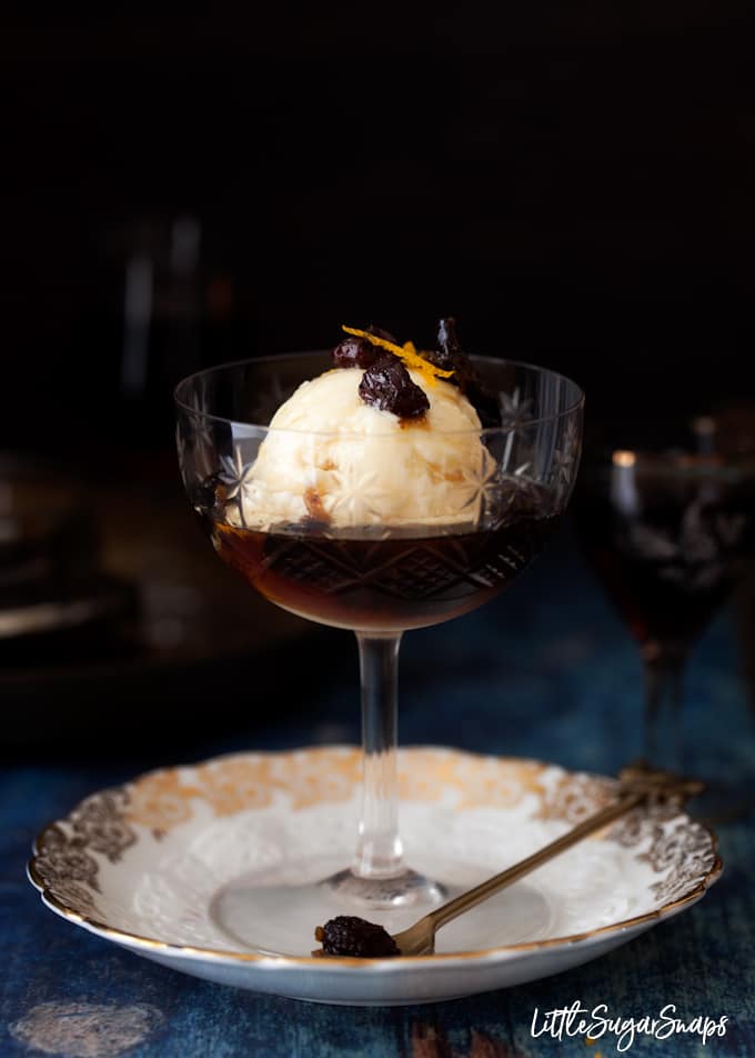 Sherry Affogato recipe with vanilla ice cream & a shot of Pedro Ximénez sherry