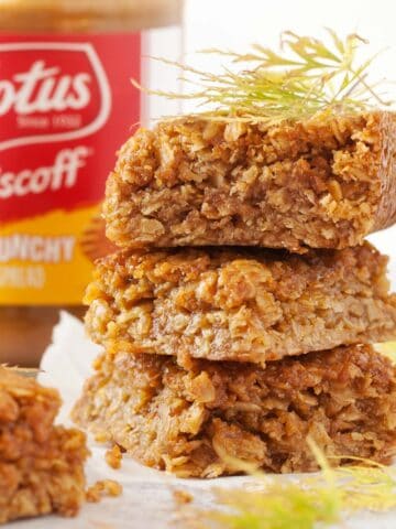 Biscoff Flapjack - featured image showing a stack of 3 squares