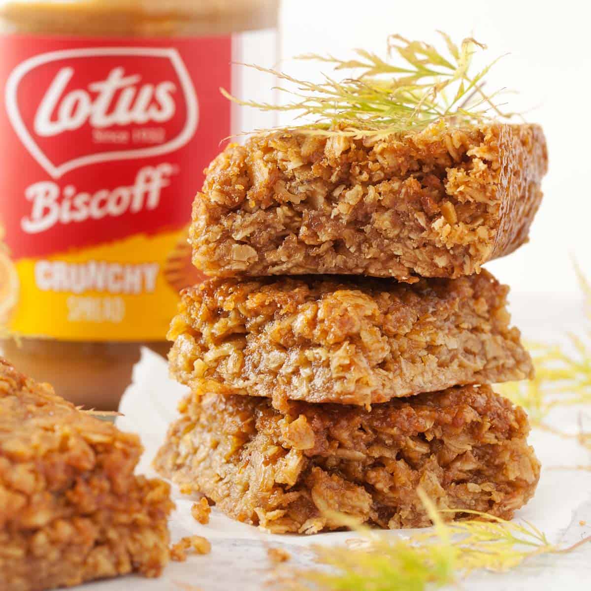 Easy Biscoff Flapjack