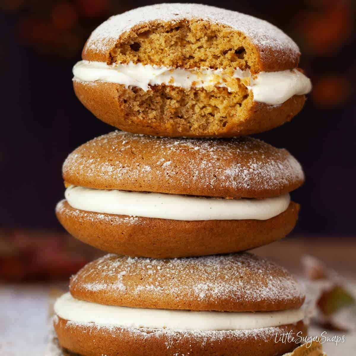 Pumpkin Spice Whoopie Pies