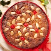 Marzipan cake - A last minute Christmas cake - featured image