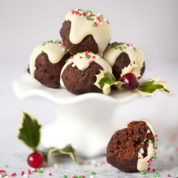 Christmas pudding chocolates - featured image