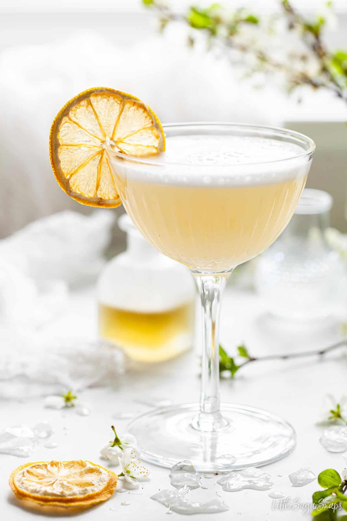 Gin - Cocktail & Little Italicus - Camomile Sour Sugar Snaps Bergamot A