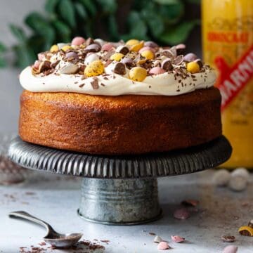 A close up of advocaat cake with advocaat cream and candy eggs.