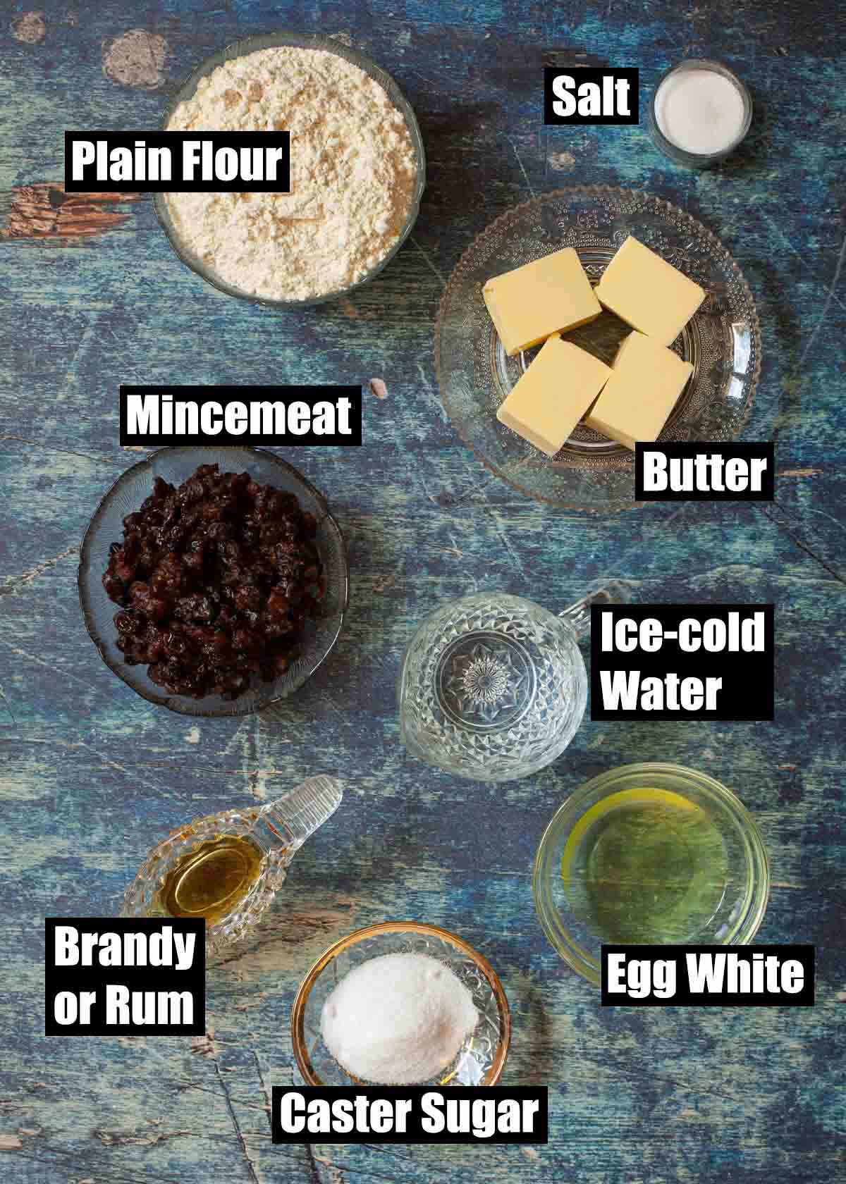 Labelled ingredients for mincemeat and puff pastry turnovers.