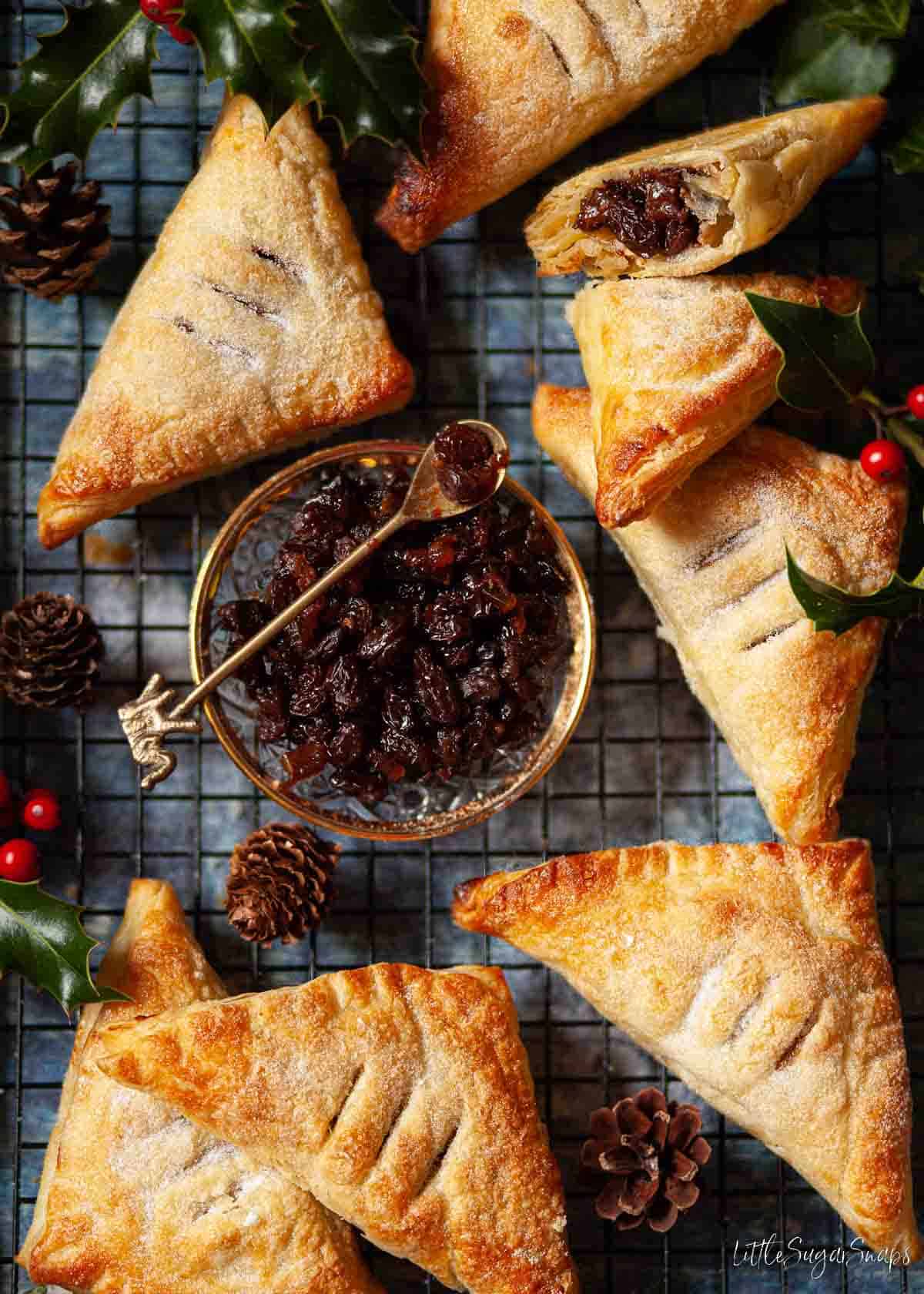 Coventry God Cakes from the West Midlands with a plate of mincemeat filling.