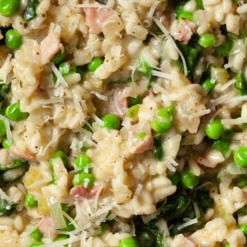 Close up of bacon risotto with peas.